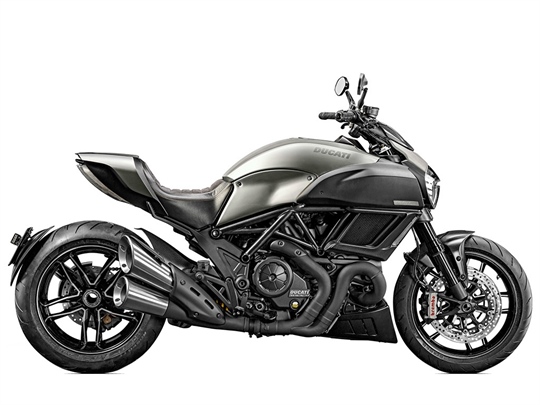 Ducati Diavel 1200 Dark (2017)