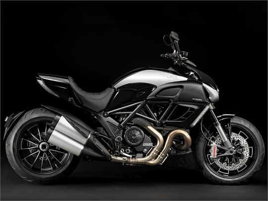 Ducati Diavel Cromo (2012)