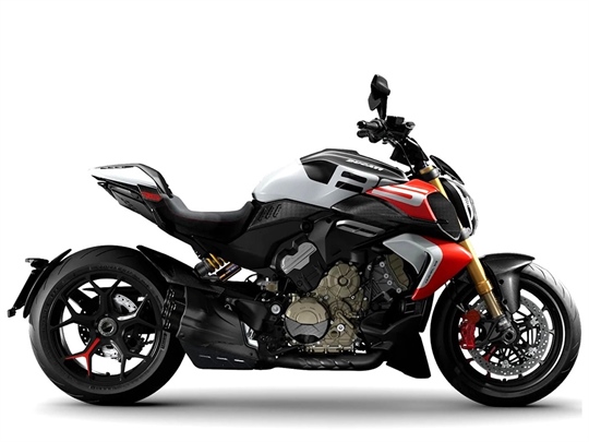 Ducati Diavel V4 RS (2026)