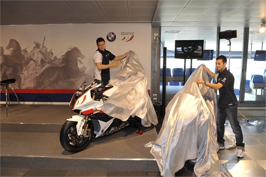 BMW Motorrad Italia präsentiert sich in Monza