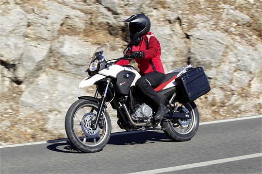 BMW Motorrad mit attraktiven Angeboten für Führerschein-Neulinge und Fahrschulen. 