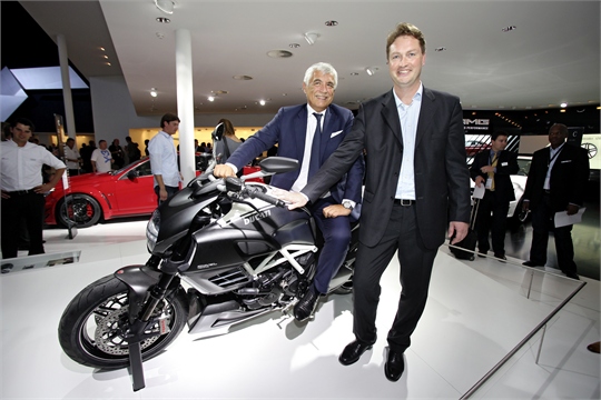 IAA 2011: AMG Gastgeber einer Motorrad-Premiere