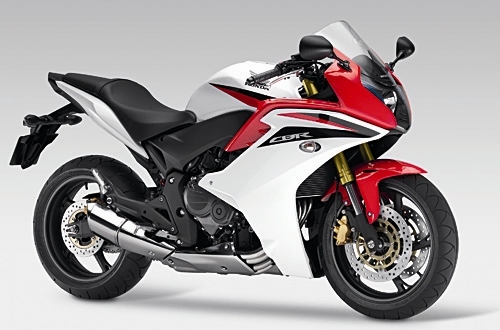 EICMA 2010: Bei Honda kehrt die CBR 600 F zurück