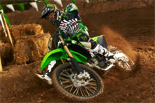 Kawasaki fördert MX-Amateure mit 20 000 Euro