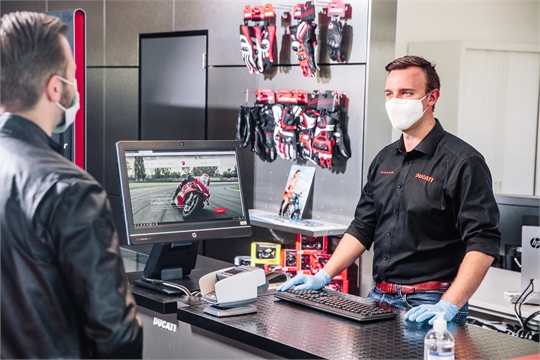 Ducati bietet seinen Kunden kostenlose Software-Updates und eine Garantieerweiterung von drei Monaten 