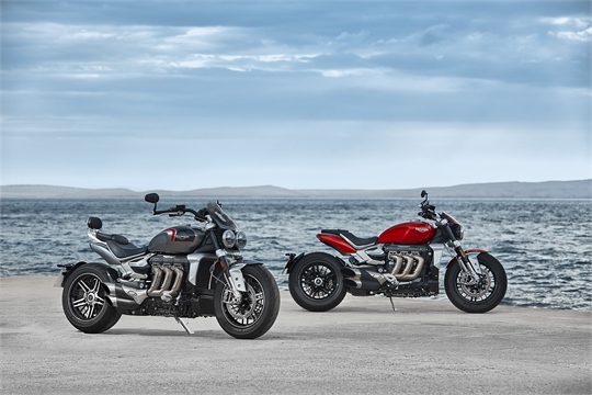 TRIUMPH präsentiert die  Rocket 3 R und Rocket 3 GT