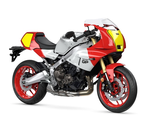 2027 - Yamaha XSR900 GP – Die Rückkehr einer Rennsportlegende in Legend Blue