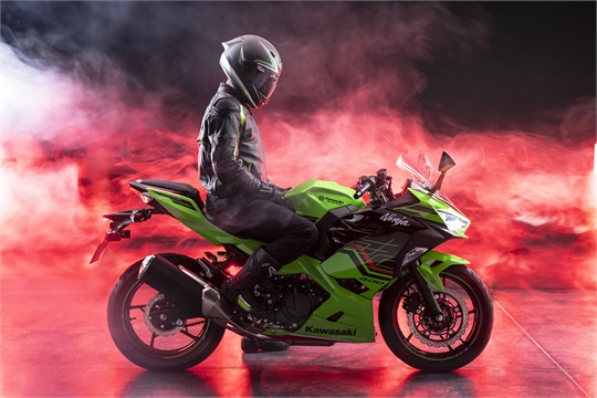 Preis für Z400 und Ninja 400 jetzt verfügbar 