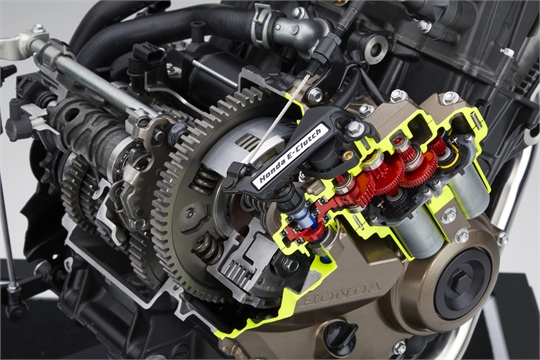 Vereinfachte Bedienung und gesteigerter Fahrspass mit der genialen Honda E-Clutch