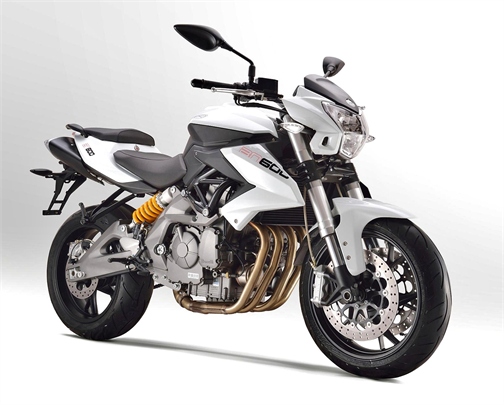 Benelli bringt zur EICMA 2012 eine Neue 4-Zylinder mit 600ccm 