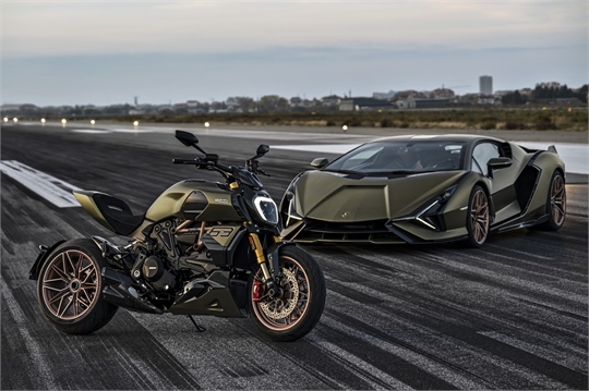 2025 - Ducati und Lamborghini: Eine Partnerschaft, die auf Design und Performance beruht 