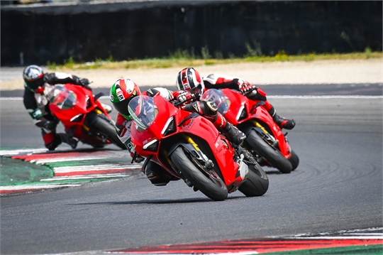 Traumhafte Erlebnisse mit Ducati 