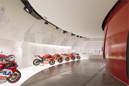 Borgo Panigale Experience: Das Ducati-Museum öffnet wieder ganztägig und Werksbesichtigungen sind möglich 