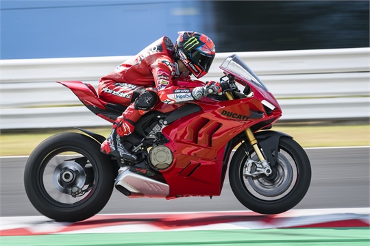 Die neue Panigale V4, leistungsstärker den je 