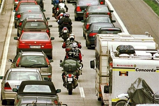 Unterschriften für Staudurchfahrung für Motorräder - Online-Petition