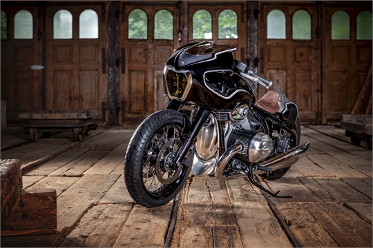 BMW Motorrad präsentiert neues Custom Bike: Die Blechmann R 18