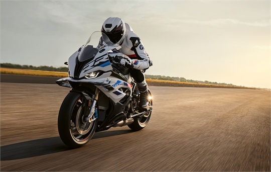 Die neue BMW S 1000 RR