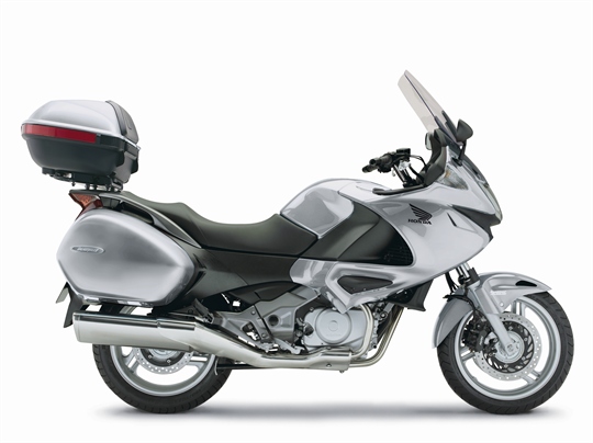 Honda Deauville mit 1173 Euro Preisvorteil