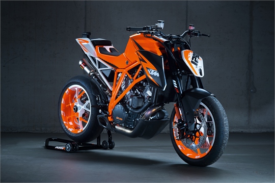 EICMA 2012: KTM zeigt künftige 1290 Super Duke R