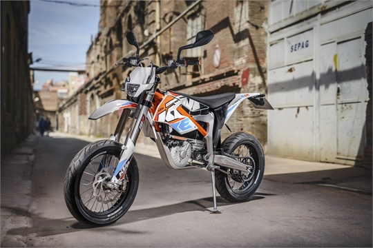 KTM Freeride E jetzt auch für die Straße