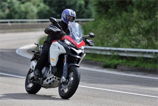 Fahrbericht Ducati Multistrada 1200 Enduro: Auf in die Ferne und ab ins Gelände