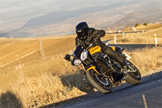 Triumph spendiert Gutschein beim Motorradkauf