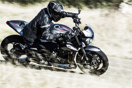 Triumph spendiert der Street Triple mehr Hubraum