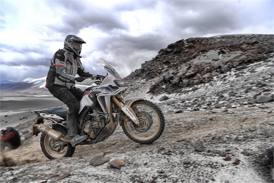 Mit der Honda Africa Twin ganz hoch hinauf