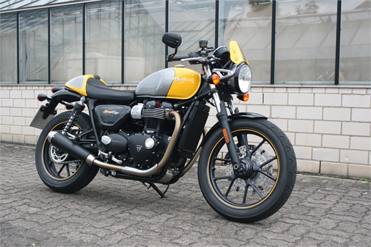  Triumph ruft fast 69 000 Motorräder in die Werkstatt