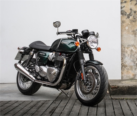 Triumph beordert die Thruxton in die Werkstatt