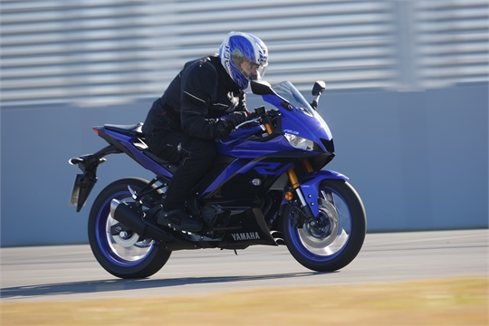 Fahrbericht Yamaha YZF-R3: Ein Plädoyer für die untere Mittelklasse