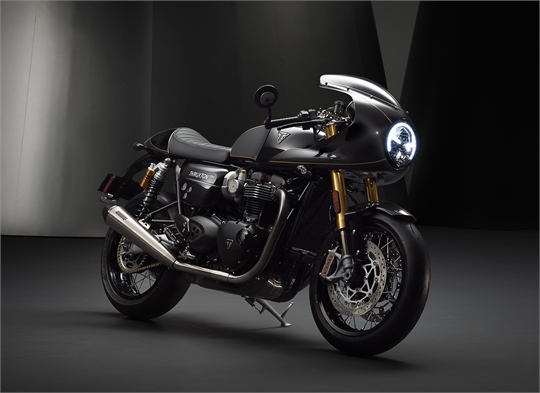 Triumph baut limitierte Custom-Bikes ab Werk