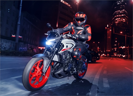 Yamaha MT-03 optisch und technisch verfeinert