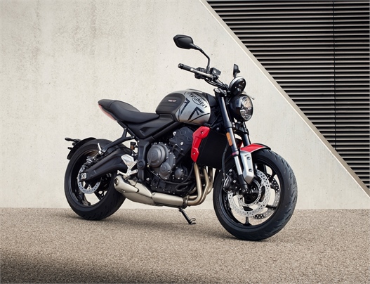 Triumph Trident 660 geht auf Händlertour