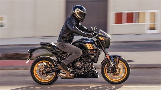 2026 - Suzuki GSX-8TT - Die Wiedergeburt einer Legende – Neo-Retro-Ikone für die Straße