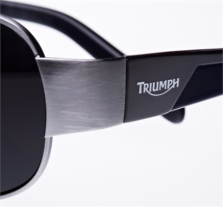 Triumph bietet Sonnenbrillen an