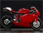 Ducati Superbike 749R (2005)