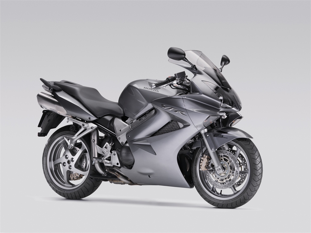 Honda VFR800 (2008) - 2ri.de